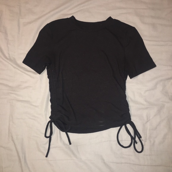 CROP TOP BUNDLE 4 - Picture 2 of 4